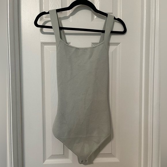 Abercrombie & Fitch | Mint Green Knit Cross Back Tank Bodysuit Large - Picture 3 of 5